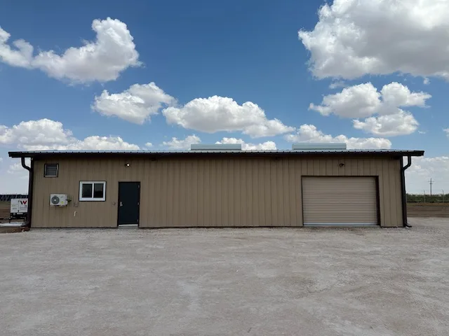 Completed operations and maintenance facility at Greater Bryant Solar in Midland County, Texas, built by UTS BuildPros